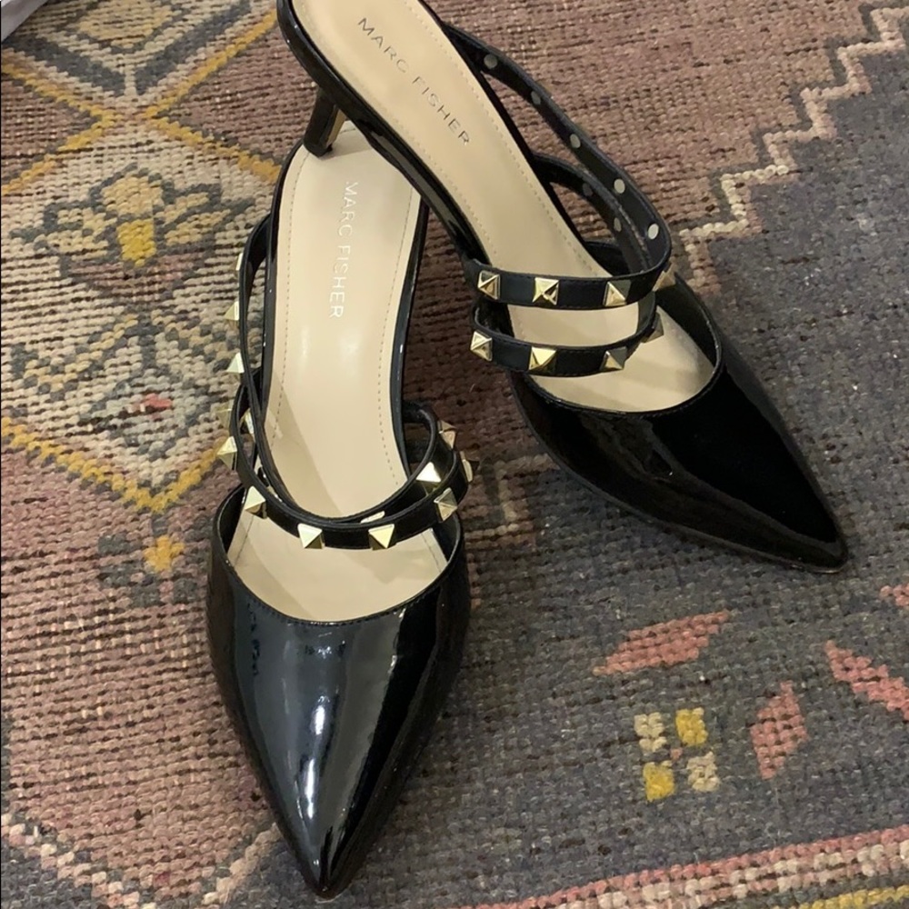 Rock stud Inspired Marc Fisher Jonni size 8
